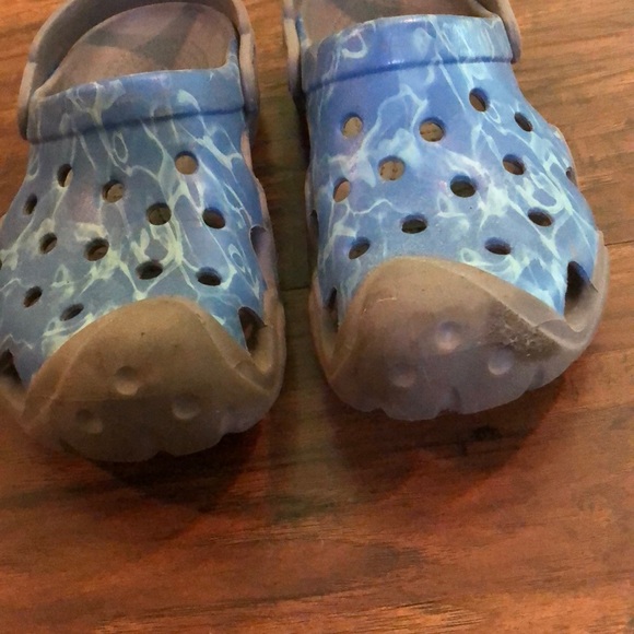 Crocs - Picture 2 of 6